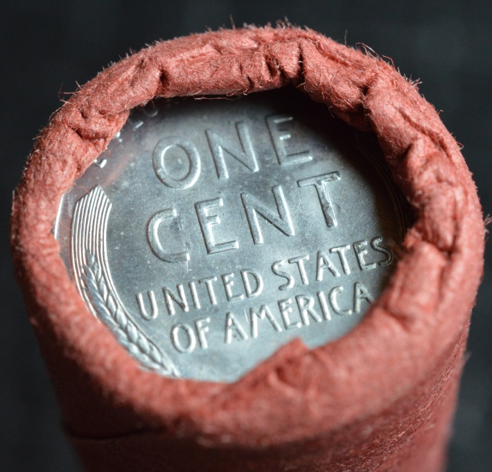 1943-P USA Lincoln Steel Wheat Cent Original Roll with Plug